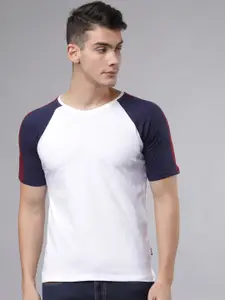 LOCOMOTIVE Men White Solid Round Neck T-shirt