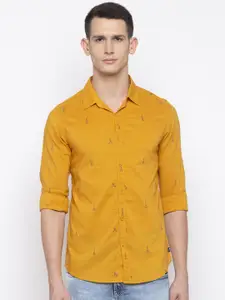 SPYKAR Men Yellow Slim Fit Printed Casual Shirt