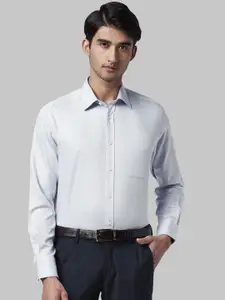 Park Avenue Men White Regular Fit Self Design Formal Shirt