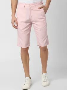 Peter England Casuals Men Pink Solid Regular Fit Regular Shorts