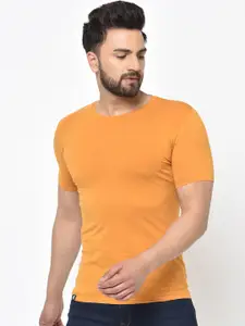 Aesthetic Bodies Men Yellow Solid Round Neck T-shirt