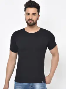 Aesthetic Bodies Men Black Solid Round Neck T-shirt