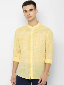 People Men Yellow & White Regular Fit Checked Casual Shirt