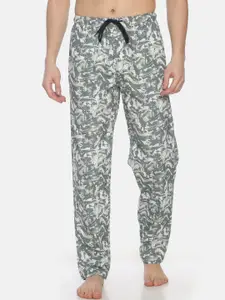 Bene Kleed Men Grey & White Camouflage Print Lounge Pants