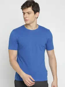 Crocodile Men Blue Solid Round Neck Slim Fit T-shirt