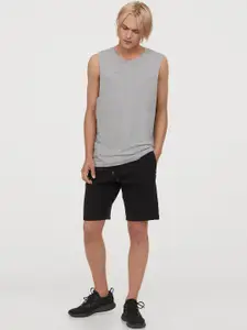 H&M Men Black Sweatshirt Shorts Regular Fit