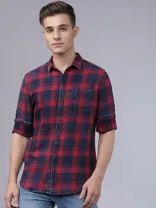 LOCOMOTIVE Men Blue & Red Slim Fit Checked Casual Shirt
