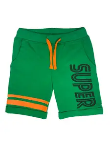 KiddoPanti Boys Green & Black Printed Regular Shorts
