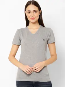 VIMAL JONNEY Women Grey Melange Solid V-Neck T-shirt