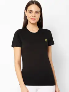 MACK JONNEY Women Black Solid Round Neck T-shirt