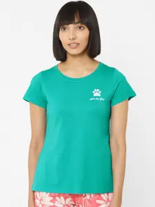 Soie Women Teal Green Paw Printed Lounge T-Shirt