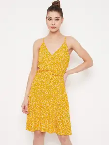 Berrylush Women Yellow Printed A-Line Dress