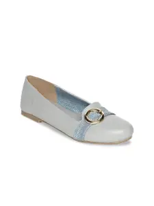 Monrow Women Grey Embellished PU Ballerinas