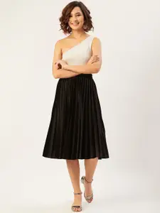 ANVI Be Yourself Women Black Solid Pleated Midi-Length Flared Skirt