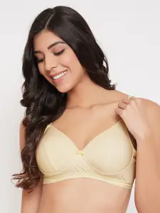 Clovia Yellow Solid Non-Wired Lightly Padded  Full Coverage T-shirt Bra BR1064P0236E