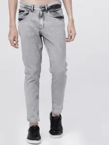HIGHLANDER Men Grey Tapered Fit Mid-Rise Clean Look Jeans