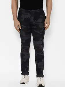 SAPPER Men Navy Blue & Grey Slim Fit Camouflage Printed Cargo Trousers