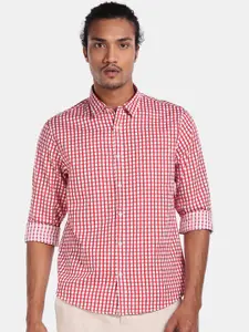 Ruggers Men Red Regular Fit Checked Casual Shirt