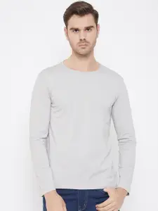 QUBIC Men Grey Solid Round Neck T-shirt