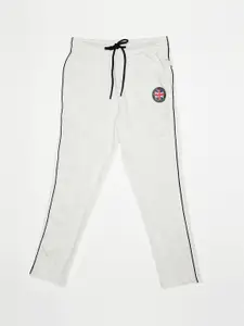 Octave Boys White Solid Track Pants