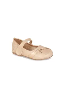 In Fashion By Solly Dolly Girls Gold-Toned Textured Ballerinas