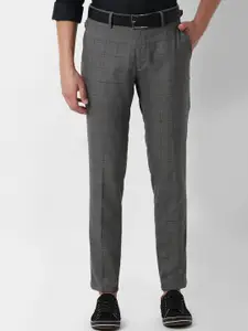 Louis Philippe Sport Men Grey Slim Fit Checked Regular Trousers