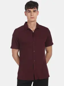 Colt Men Maroon Regular Fit Solid Casual Shirt