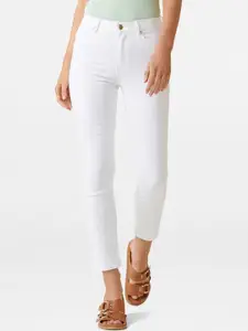 Forever New Women White Straight Fit Mid-Rise Clean Look Stretchable Jeans