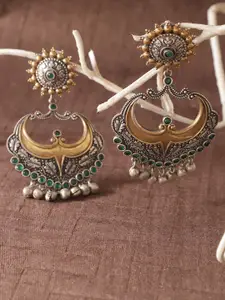XAGO Green & Gold-Toned Oxidised Silver-Plated Stone-Studded Crescent Shaped Chandbalis