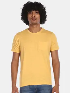 Aeropostale Men Yellow Solid V-Neck T-shirt