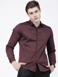 HIGHLANDER Men Burgundy Slim Fit Solid Casual Shirt