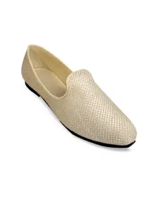 PANAHI Men Cream Woven Design Mojaris