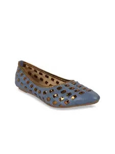 WOMENS BERRY Women Blue Solid Laser Cut Sustainable Ballerinas Flats