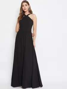 Berrylush Black Crepe Maxi Dress