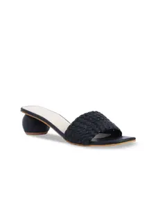 ERIDANI Women Black Woven Design Sandals