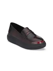 Delize Women Burgundy Loafers