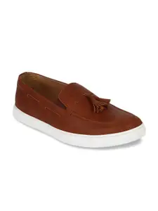 Guava Men Brown Solid Boat Shoes