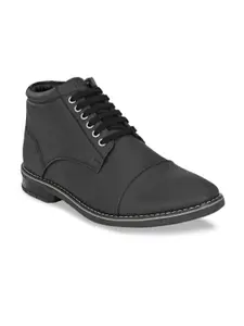 Roadster Men Black Derbys