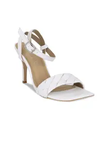 Truffle Collection Women White Textured Pumps