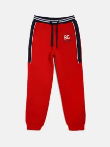 Blue Giraffe Boys Red Solid Cotton Straight-Fit Joggers