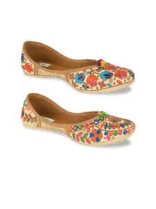 DESI COLOUR Women Multi Printed Mojaris with Bows Flats