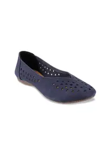 Metro Women Navy Blue Leather Ballerinas