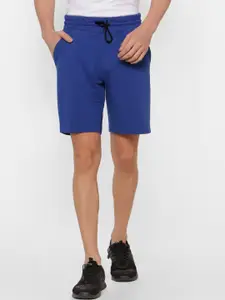 FOREVER 21 Men Blue Solid Mid-Rise Regular Shorts