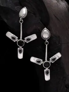 Moedbuille Silver-Plated & Black Contemporary Drop Earrings