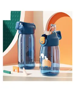 AKN TOYS Sipper Water Bottle 550 ml (Color May Vary)