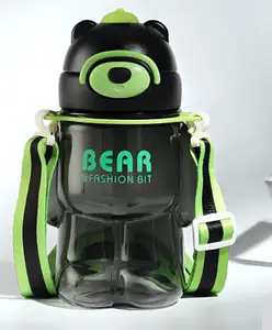 Sanjary Bear-Shaped Water Bottle 800 ml Anti-Leak, BPA Free for kids color design may vary