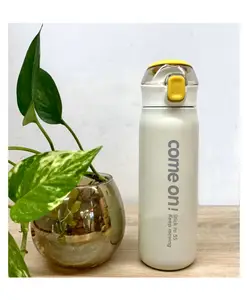 SCHOOLISH Hot and Cold Water Bottle -650 ml, SS 304 Water Bottle Hot and Cold, Stainless Steel Thermos Insulated,BPA-Free Hot and Cold Water Bottle for Kids, Office, Travel, Gym, Sport, Yoga- Pack of 1- Color May Vary