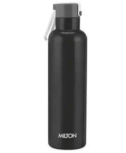 Milton Felice 900 Thermosteel Water Bottle 715 ml, 24 Hr Hot and Cold I Leak Proof Lid, ISI Certified I Vacuum Insulated I for Office, Gym, School I Black