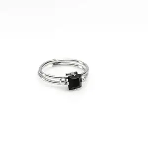 Alloy steel ring with Black Square Crystal, Split Band Design
