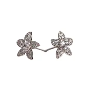 Sana's Silver Starfish Women's Stud Earrings – Stylish Fashion Jewelry for Girls & Women